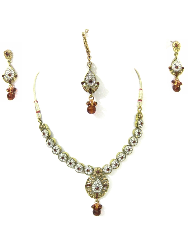 Gift for Mothers- Amber Stone Kundan Necklace Set 